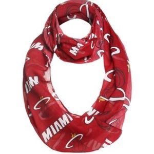Forever Collectibles NBA Miami Heat Team Logo Infinity Scarf